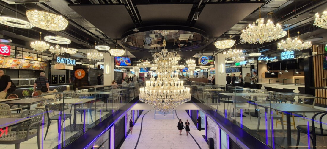Krištáľové lustre Praha – jedálenská zóna OD Máj