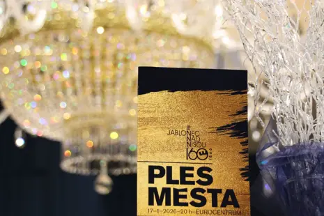 Ako krištáľový luster ArtCrystal Tomeš rozžiaril mestský ples